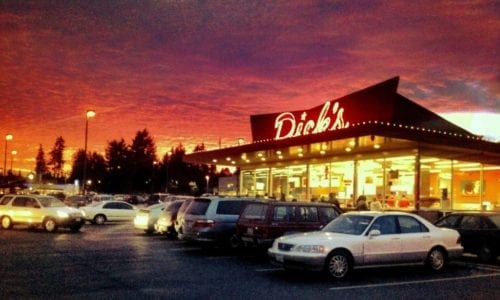 Dick's Drive-In Lynnwood | Photo: http://lynnwoodtoday.com/dicks-drive-celebrates-60-years-week/