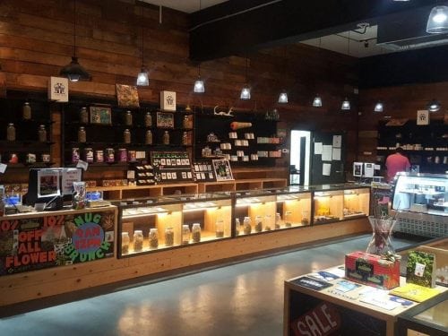 Check Out Weedmaps and Leafly's Favorite Dispensaries In Oregon