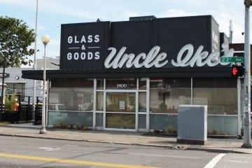 Entre Hermanos Receives Sizable Donation From Uncle Ike's
