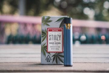 STIIIZY DTLA Dispensary: What It’s Like Visiting The "Apple Store Of Weed" - Weed Gifts For Women That Definitely Won't Disappoint