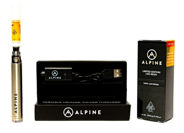 Golden Strawberry Lemonade Live Resin Vape Cartridge Review Featuring Alpine Vapor in California