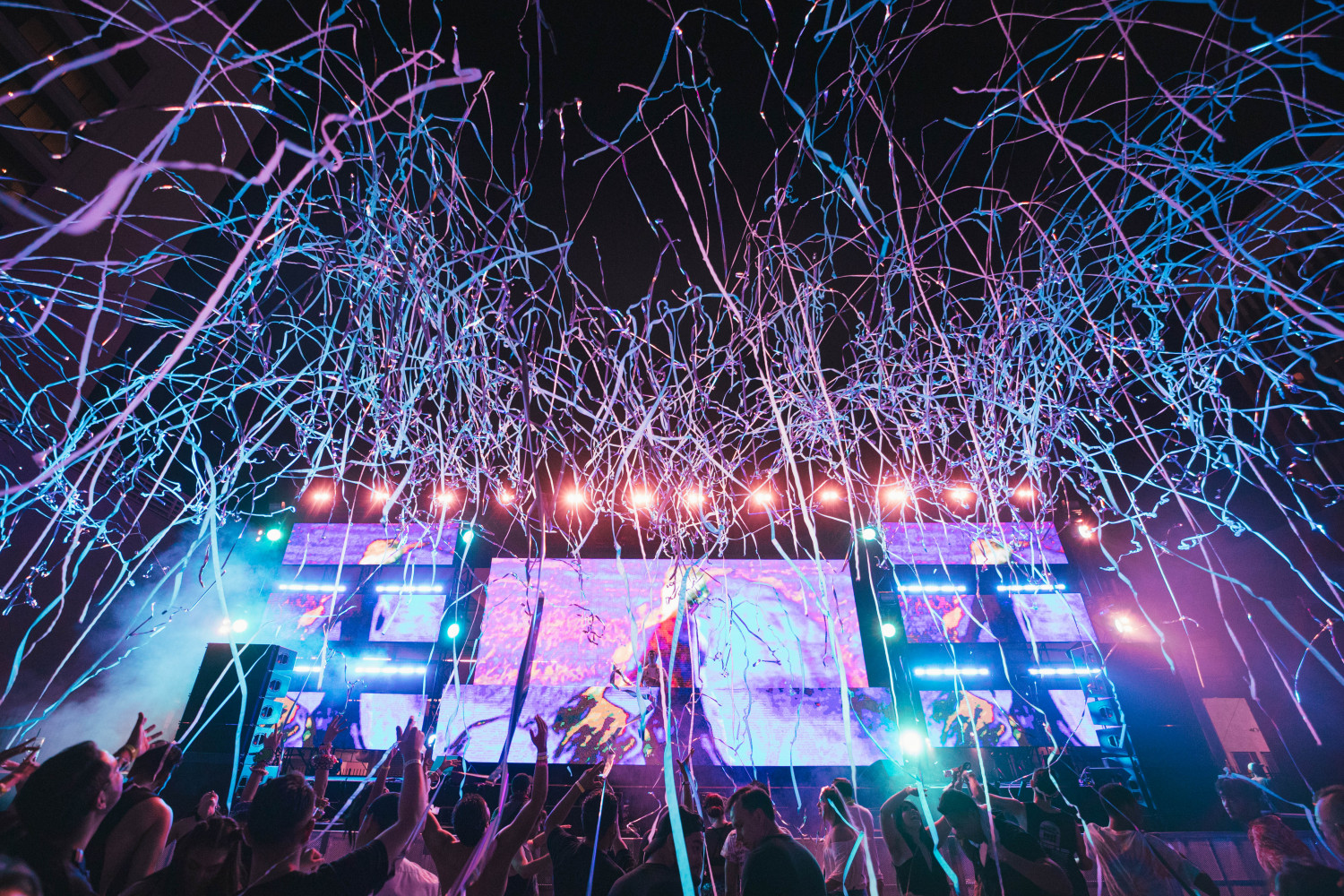 Insomniac's First Lost In Dreams Festival Turned Las Vegas Into A Melodic Dreamscape Feat Seven Lions, Elephante, Dabin, and More