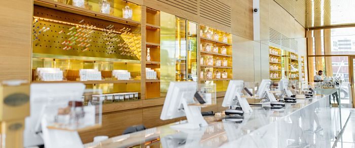 Photo of a white cannabis dispensary 