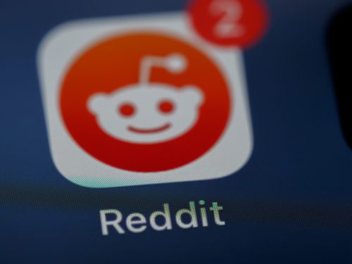 Cannabis Communities Rely on Reddit For Weed Tips, Information, Memes, and News