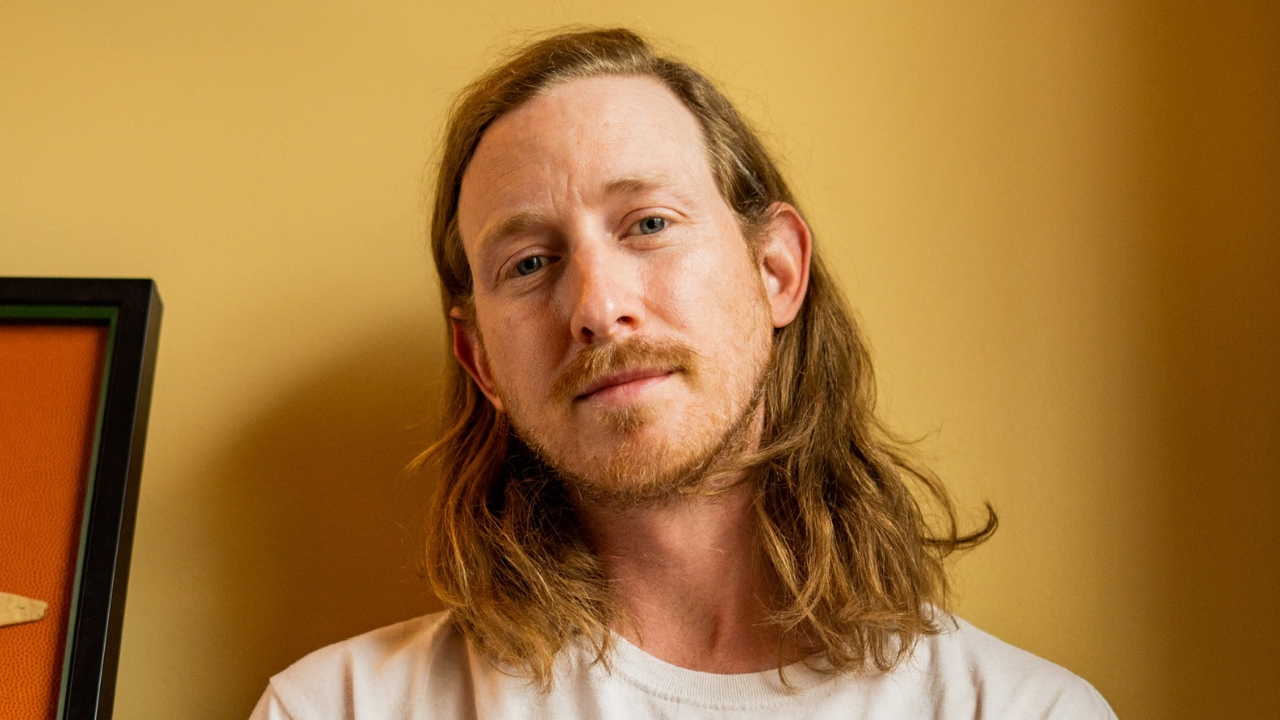 “Untangling Yourself While Moving Forward”: Asher Roth’s Whispered Transition From Frat Rap to Hip[pie] Hop